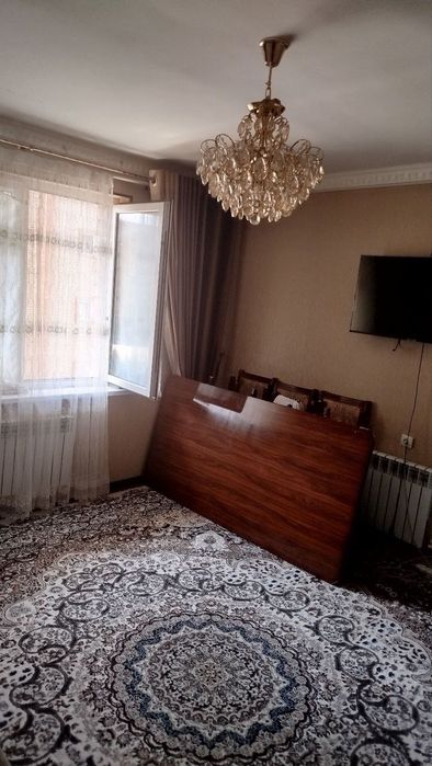 Сдаю комнату в г.Янгиюь