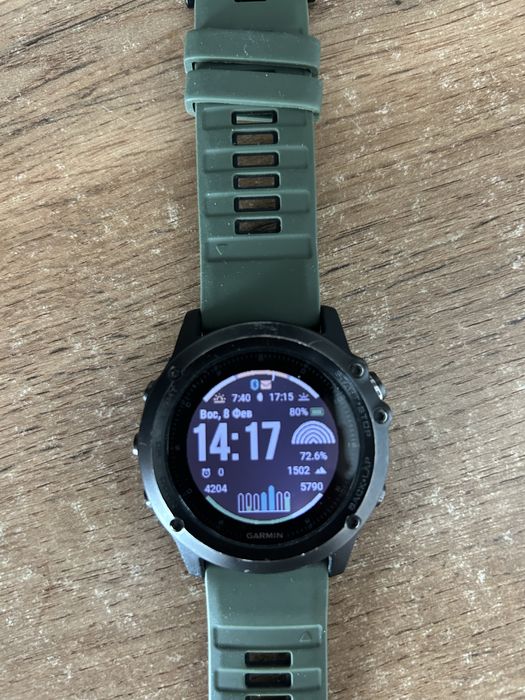 Продам Garmin часы