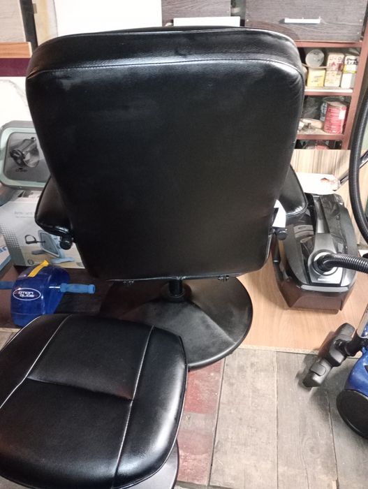 Релакс стол с регулиране и табуретка