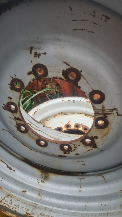 Janta combina Case pt cauciucuri 24,5R32