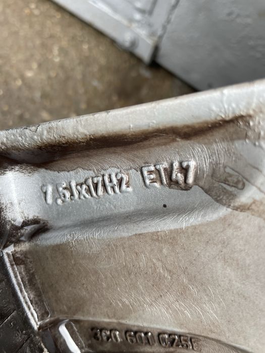 Лети джанти 17’ с гуми от Пасат 6