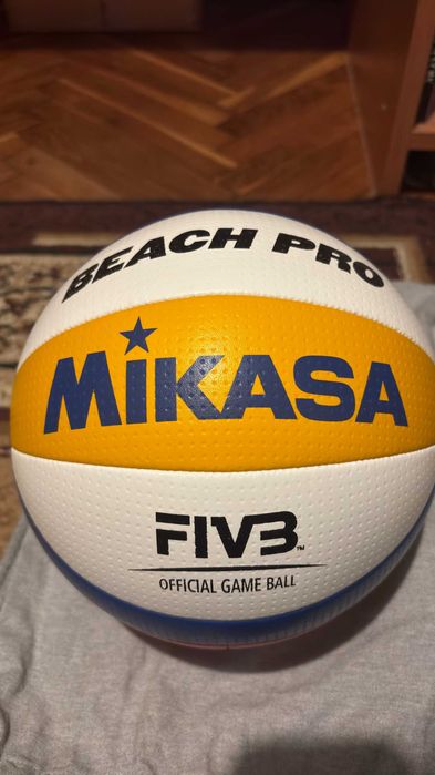 Волейбол (плаж) топка MIKASA Beach Pro BV550C (като нова)