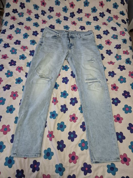 Blugi albaștri, Zara mărimea 46,foarte puțin folosit