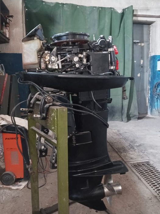 Продам Лодочный мотор