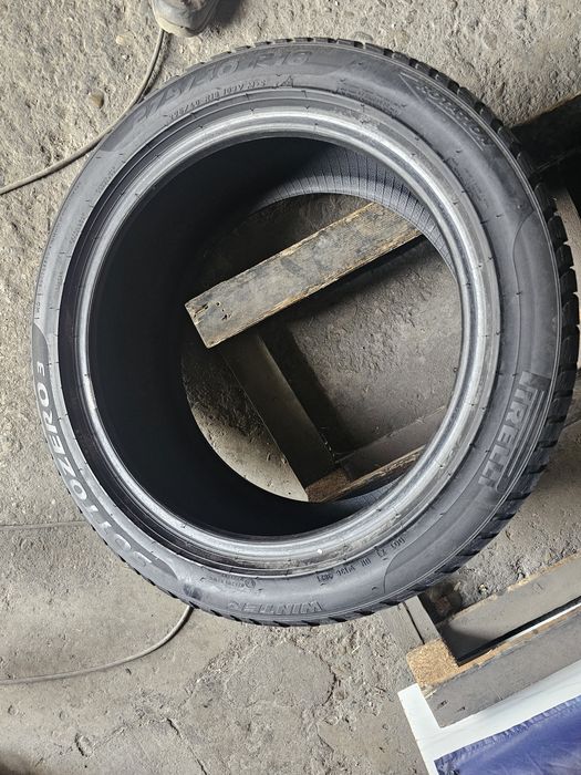 2 anvelope iarna 275 40 18 Pirelli 2021