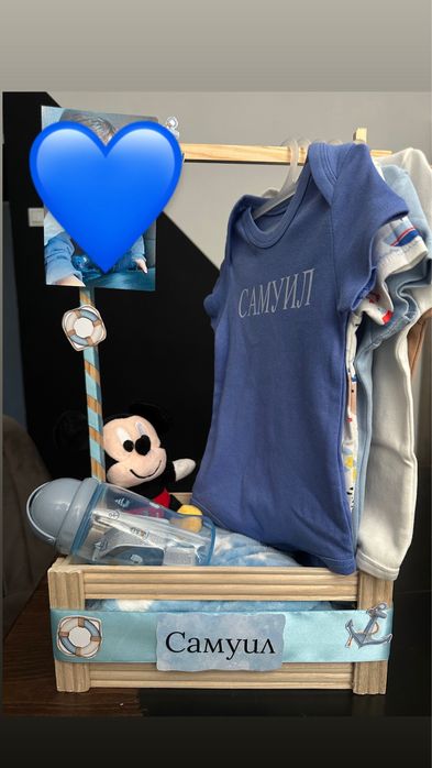 Подарък за погача, изписване или рожден ден- дървено гардеробче