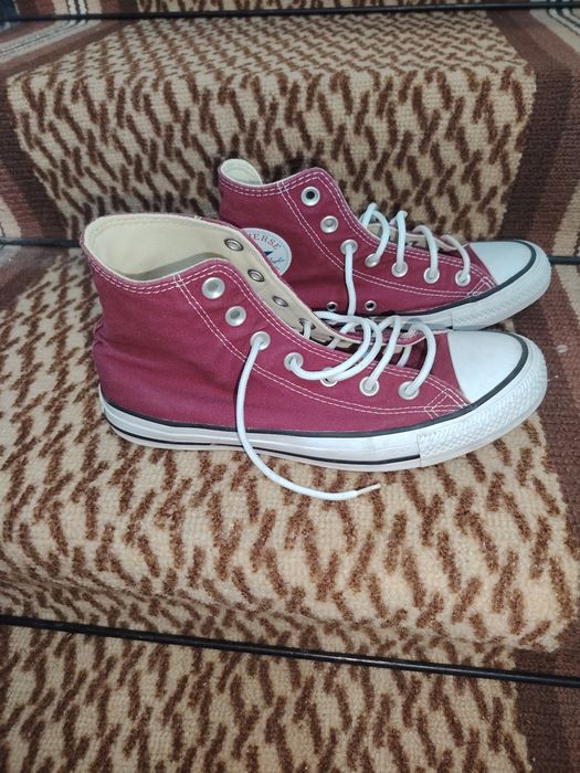Маратонки Converse