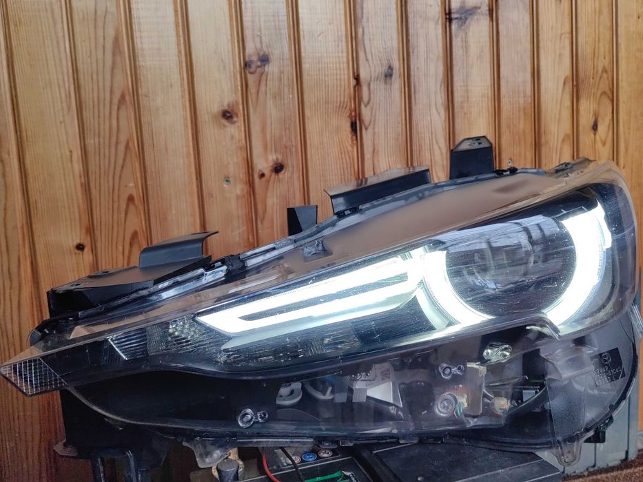 Фар Mazda CX5 FULL LED 17-22г. ляв / Фар Мазда ЦХ5 Оригинален