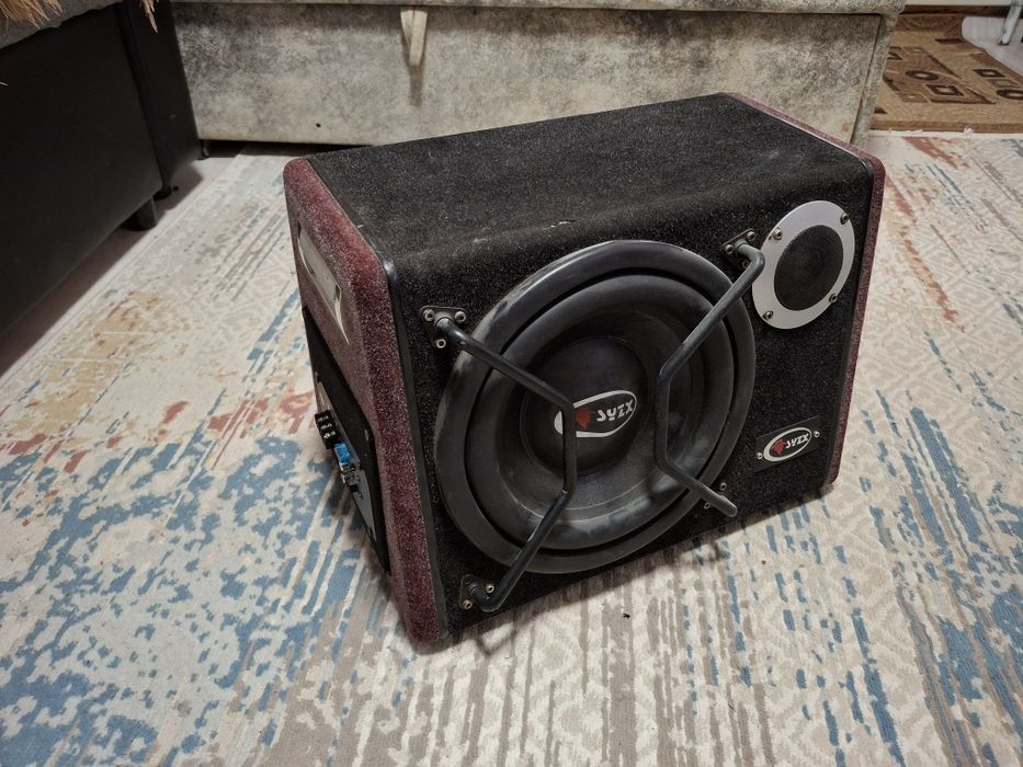 Сабвуфер для авто