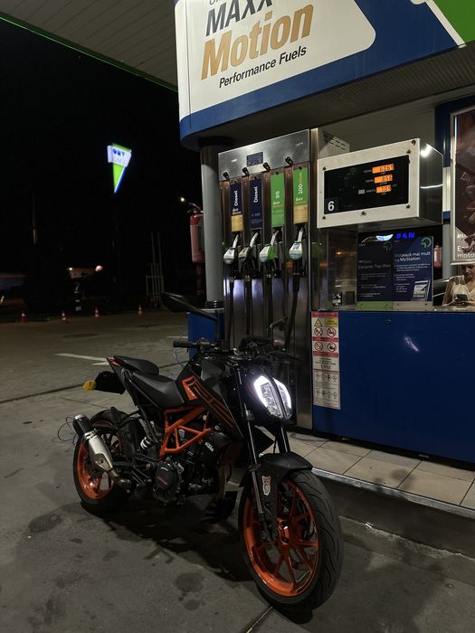 Ktm duke 125