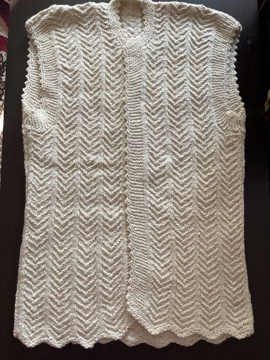 Плетени вълнени елеци