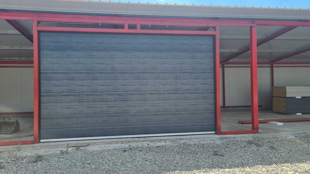 uși de garaj rezidențiale