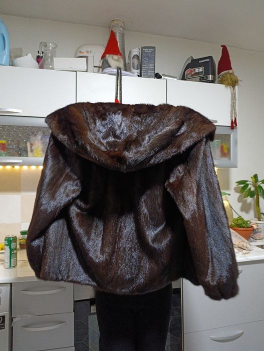 Продам норковую шубку