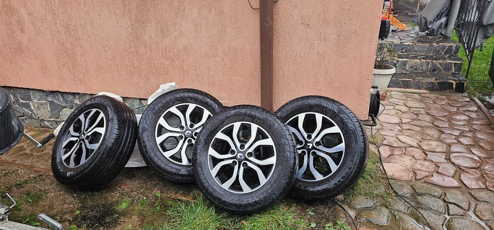 Vand roti Dacia Duster PH2, 215/65/R16, jante originale Renault/Dacia