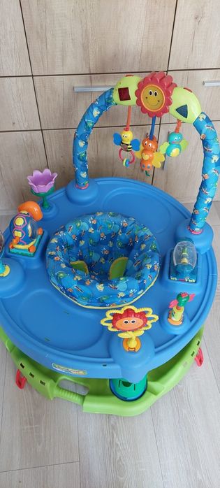 Бебешки център за игра