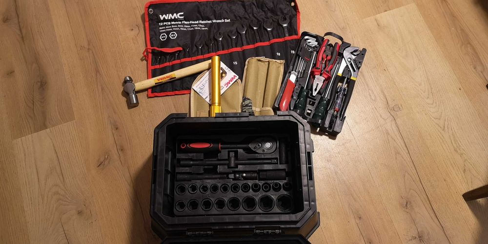 Гедоре - Стол с инструменти WMC 65-части