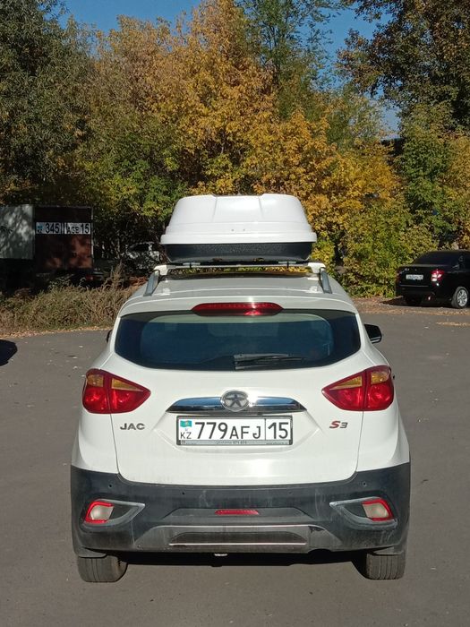 Продам JAC S3 2015 год