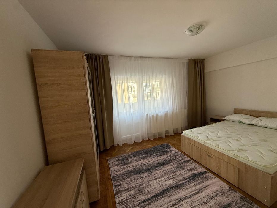 Inchiriez apartament 2 camere ultracentral Targoviste
