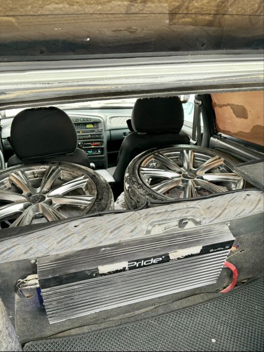 Продам Сабвуфер