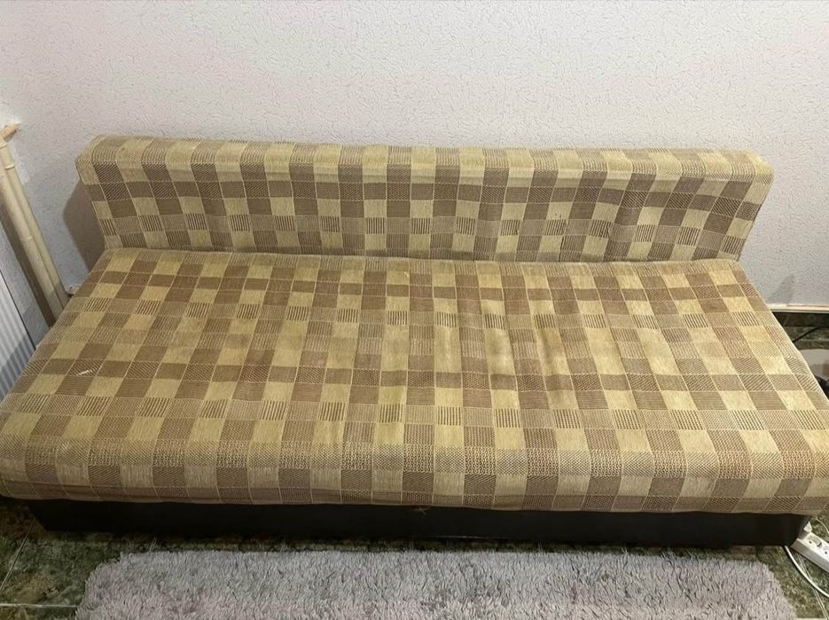 Vând Canapea Extensibilă
