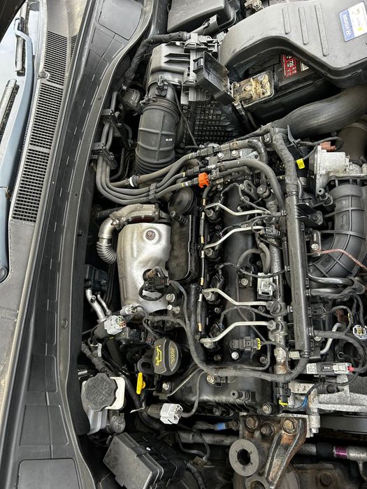 Injectoare Hyundai Santa Fe 2.2 crdi D4HB 2013