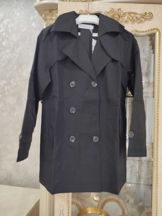 Женский новый плащ