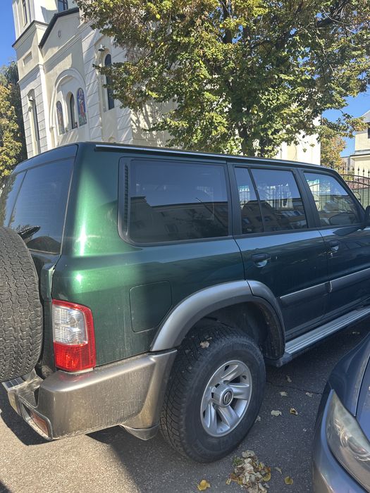 Nissan Patrol Y61