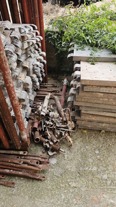 Schela metalica de vanzare