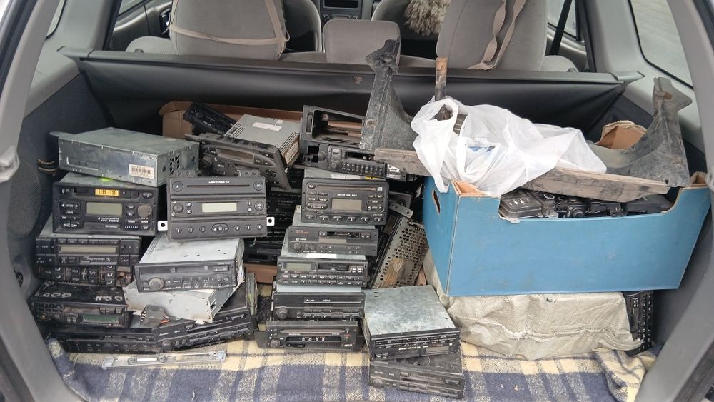 Магнитофоны продам.