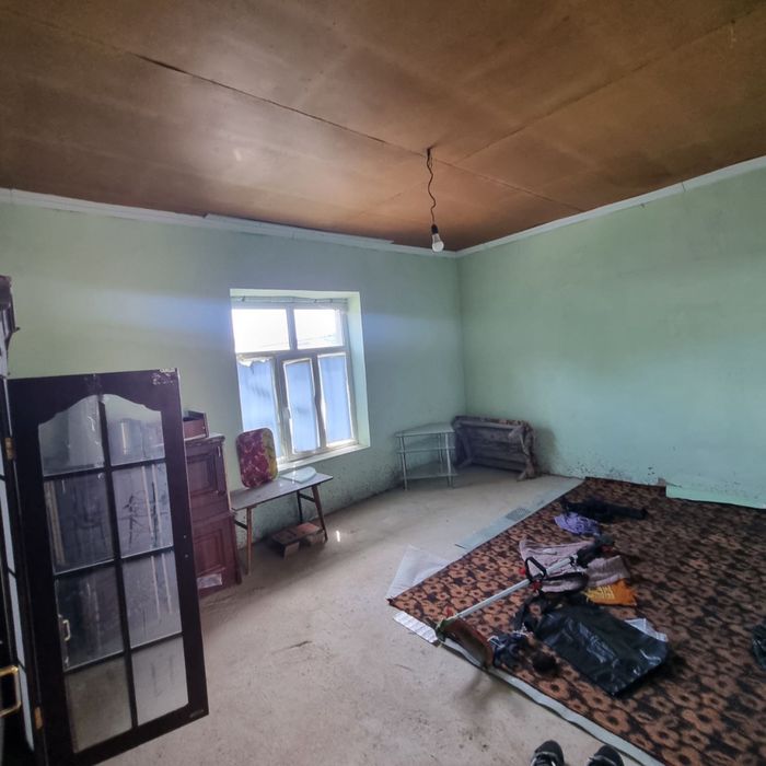 Uch qaxramanda Uy sotiladi 8sotix katej qurishga zor variant