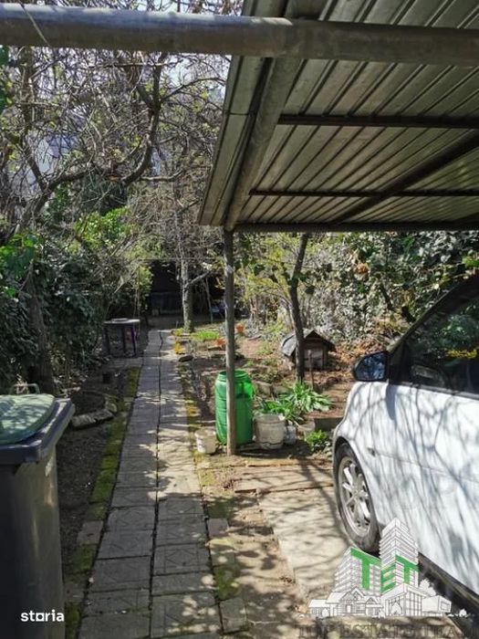 Apartament cu teren privat in proprietate. stefan cel mare