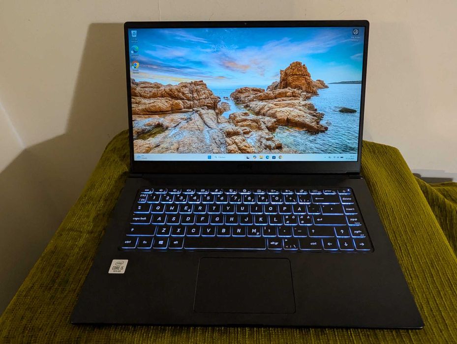 Laptop MSI Modern 15 A10M, Intel Core i5-10210U, 8GB RAM, 256GB SSD