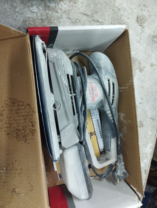 Шлиф машинка электрическая