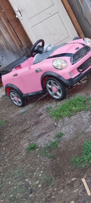 Mașină pt copii bună