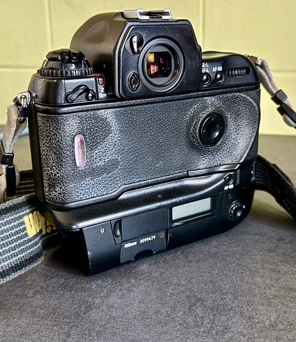Aparat foto Nikon F5