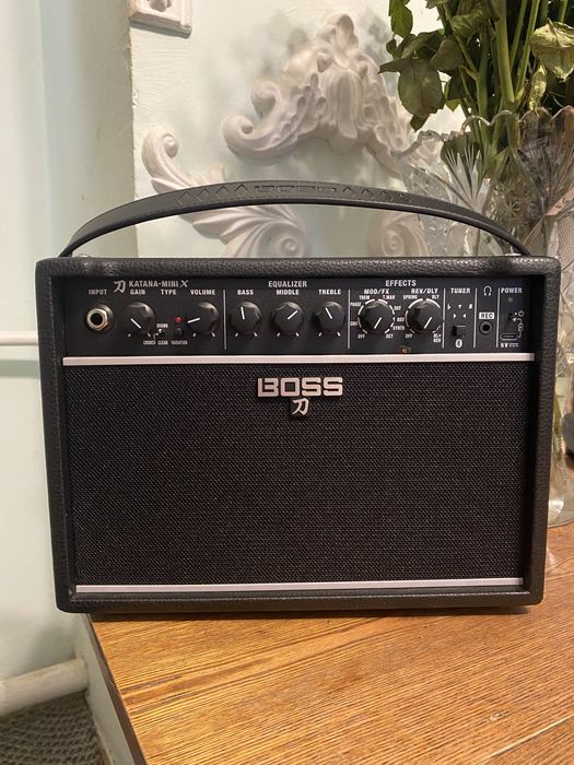 Комбоусилитель Boss Katana Mini X