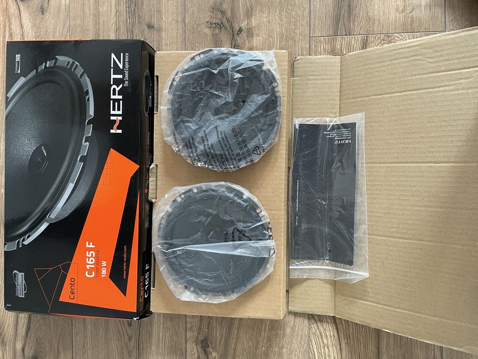 Difuzoare /Boxe / Hertz cento C165L si Hertz Cento C165F