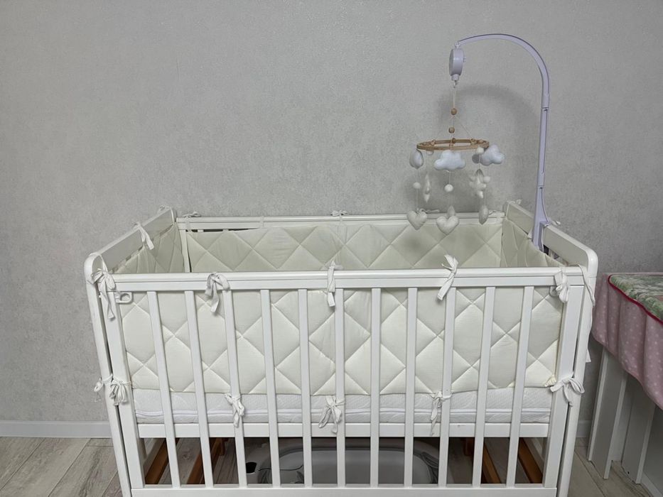 Продам детскую кроватку