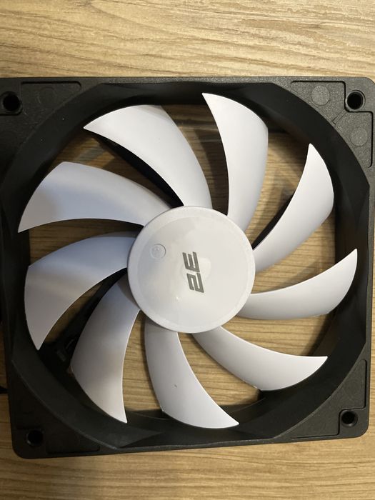 вентиляторы для корпуса, новые, 4штук