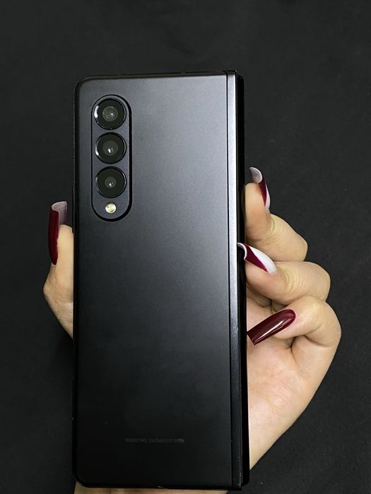 Samsung Z Fold 3