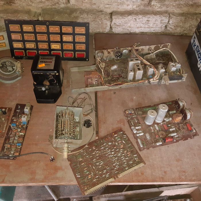 Стари електронни компоненти