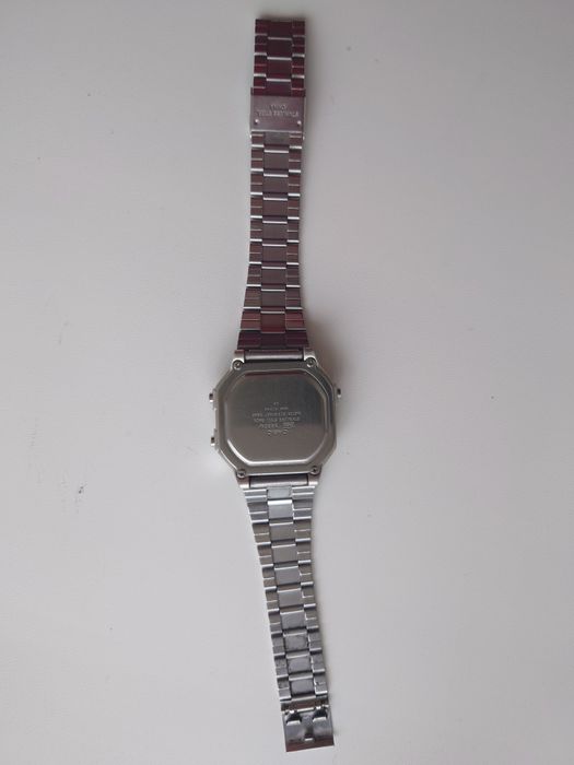 Продам часы Casio B650WD-1A.