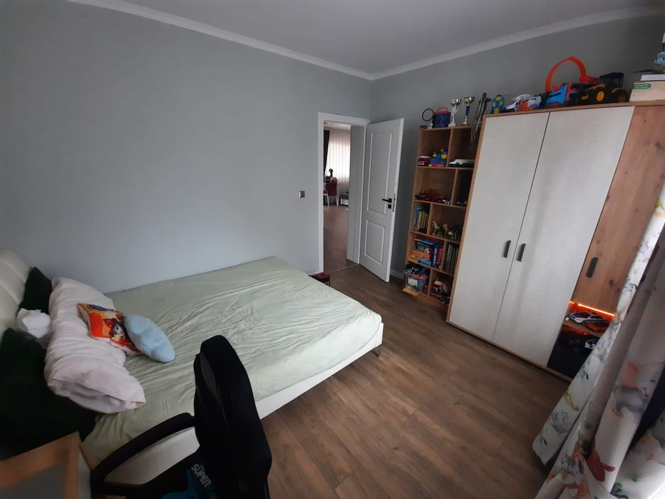 Vând casă în Cihei !    Toate utilitățile încălzire pe Gaz