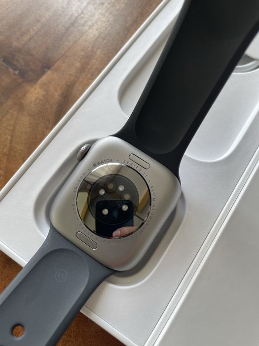 Apple watch series 11 GPS 42mm