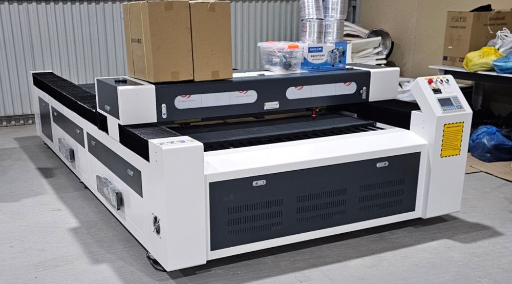 Лазирный станок 1325 2 галовка