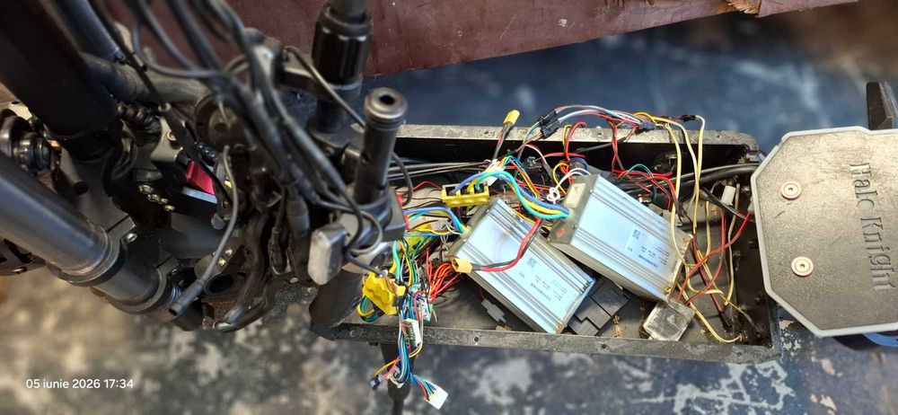 Service Trotinete si Scutere Electrice | Baterii Frane Roti Controller