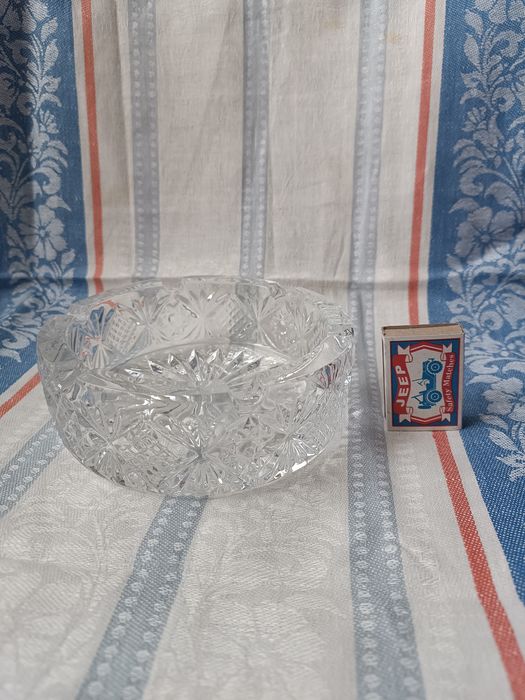 Хрустальная пепельница