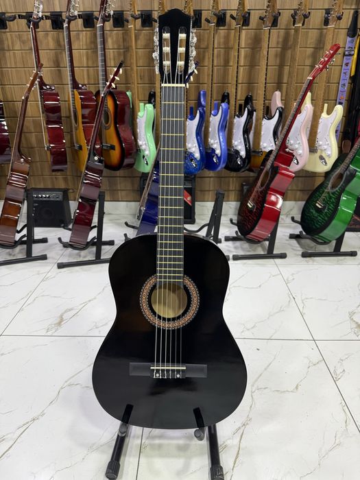 Classic gitara 39