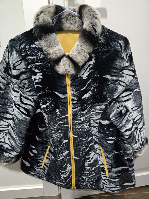 Продается верхняя одежда