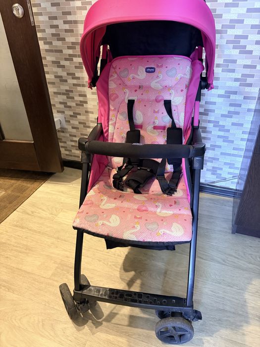 Прогулочная коляска chicco